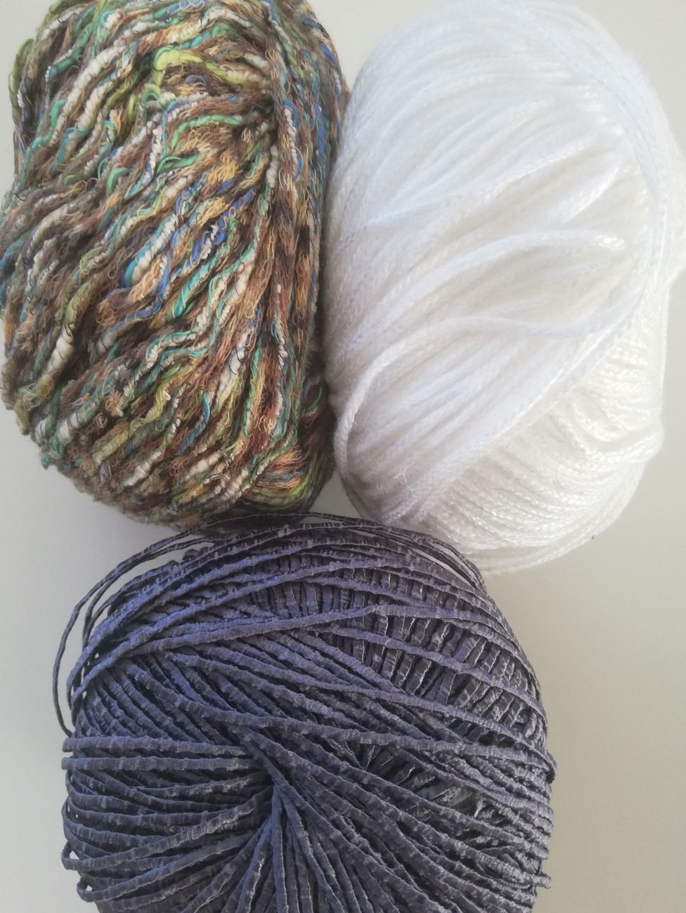 braun-natur-weiß-grün-bleu/weiß/marine