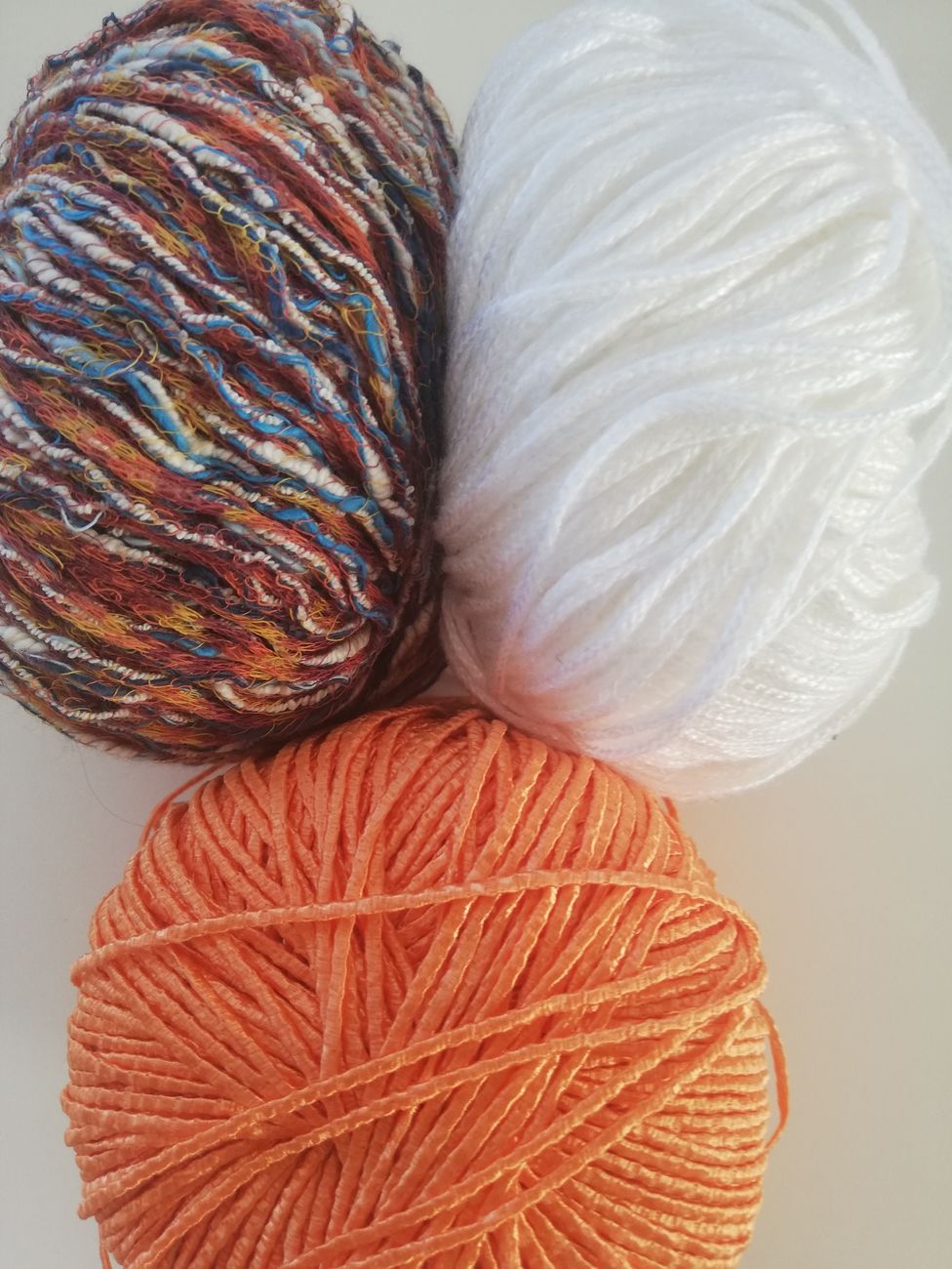 rost-orange-bleu-weiß/weiß/orange-apricot